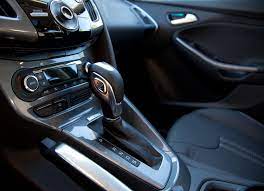 Lee más sobre el artículo Todo lo que necesitas saber sobre la transmisión automática de tu vehículo